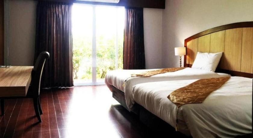 Nh Elegant 3* Sakon Nakhon