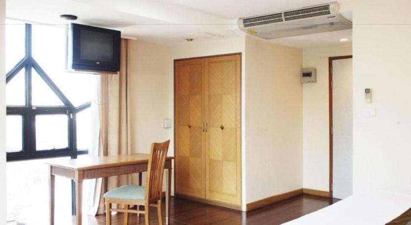 Nh Elegant Hotel