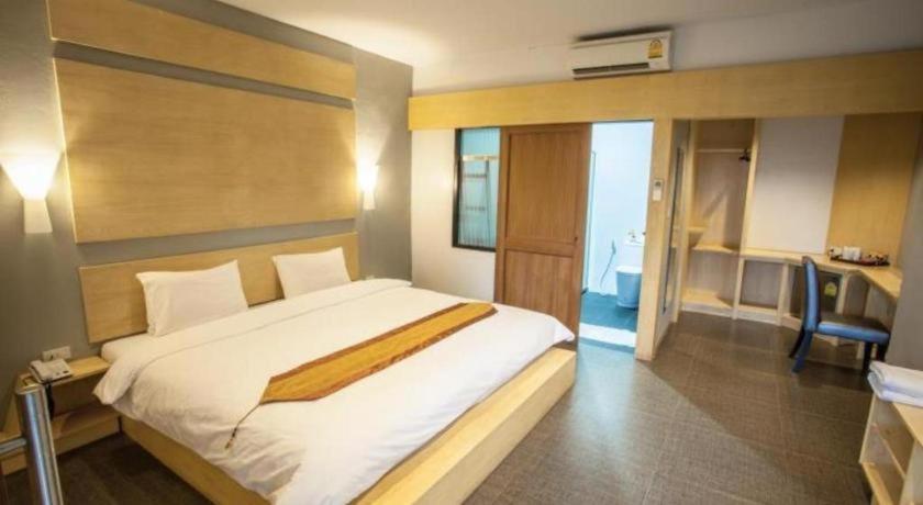Hotel Nh Elegant 3*