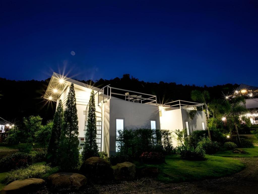 The White House Boutique Resort