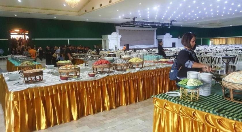 The Pine 3* Pathum Thani