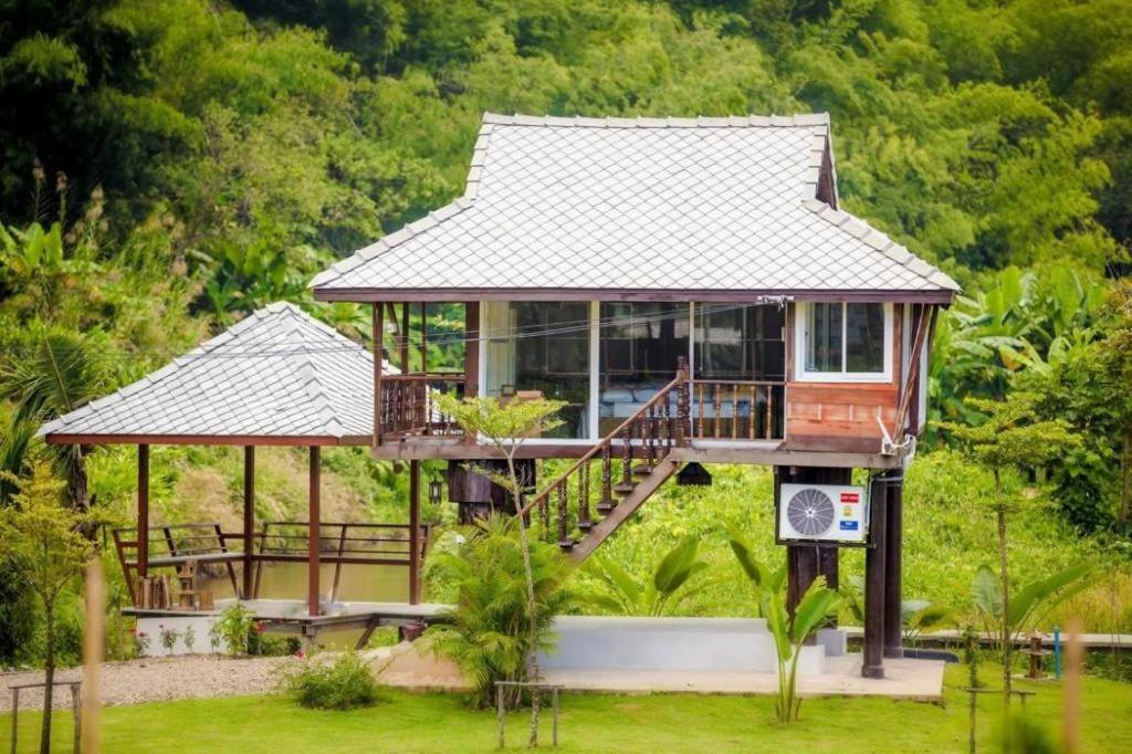 The White House Boutique Resort Chiang Rai