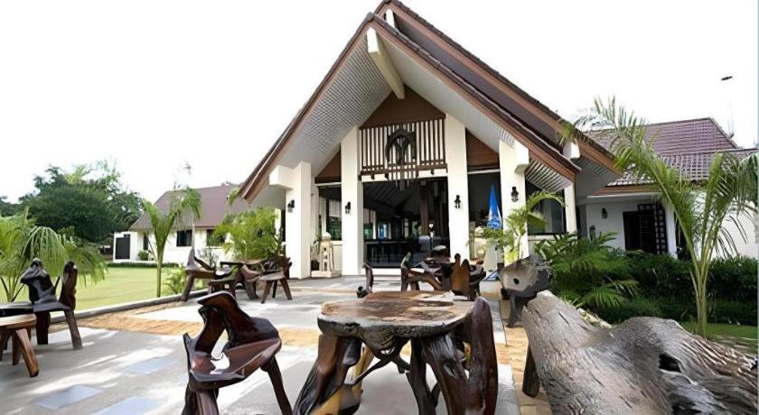 Resort Pang Rujee