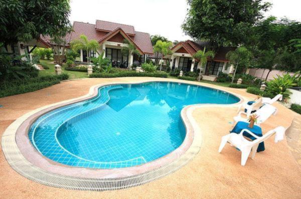 Pang Rujee Resort Ban Nong Rang Ka