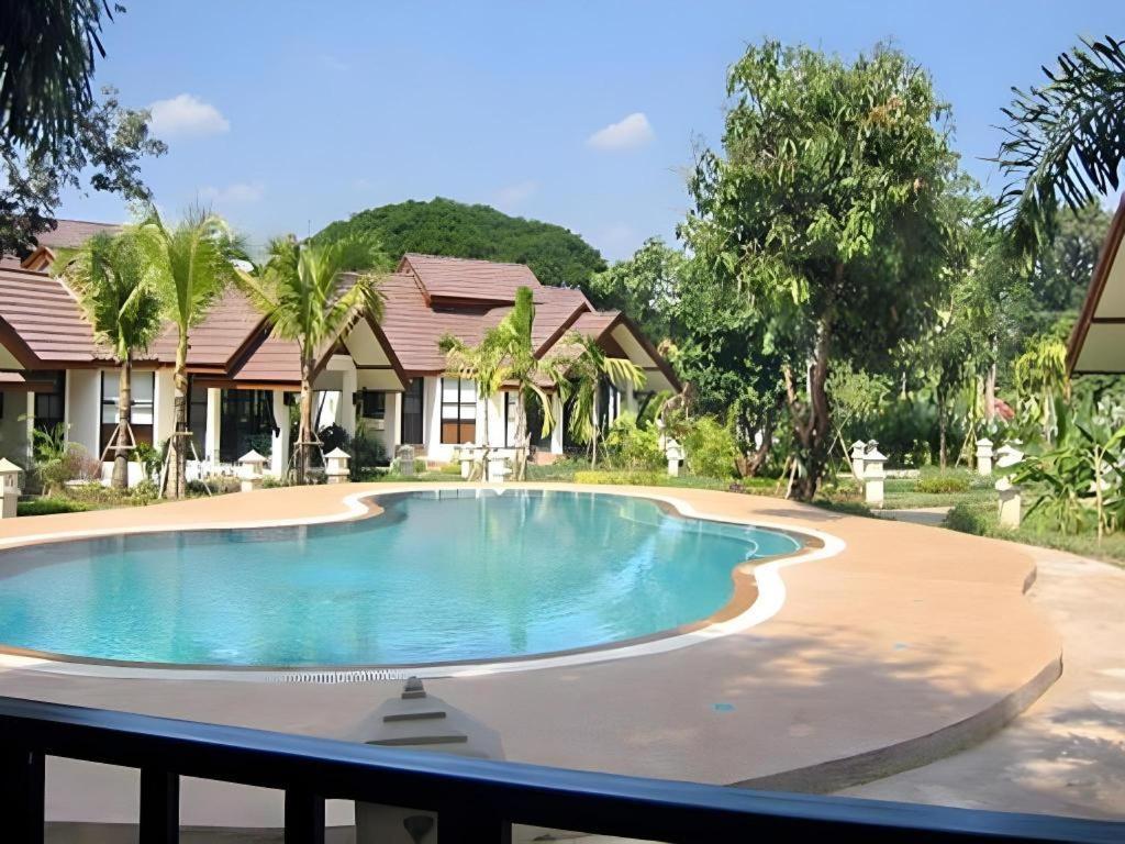 Pang Rujee Resort Ban Nong Rang Ka