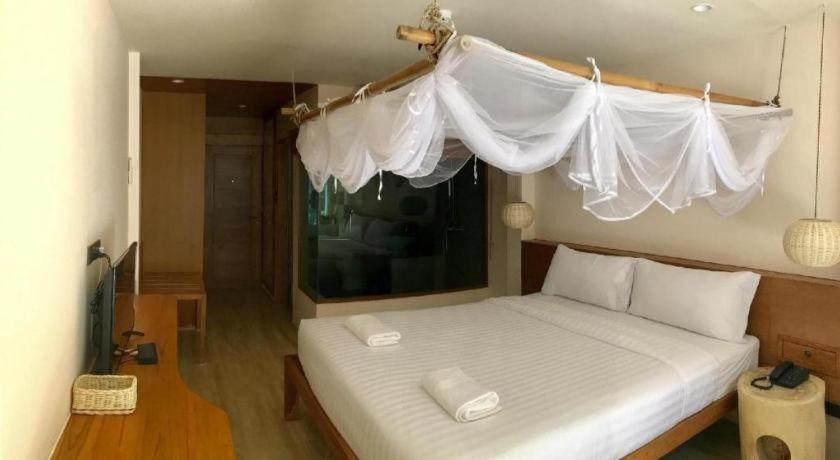 Resort Sealey