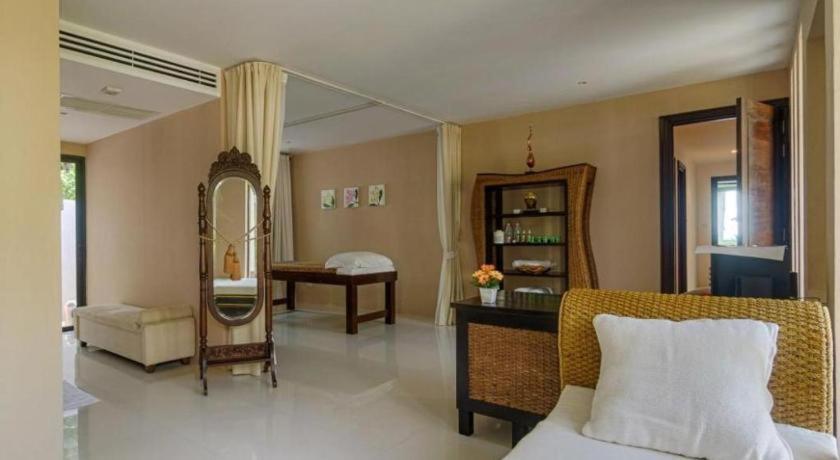 Hotel Ocean Breeze