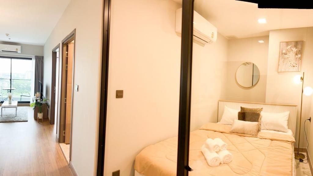 The Astra Sky River Luxury Condo,the Largest Pool Chiang Mai