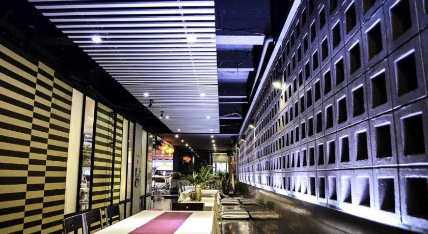 Hotel The Ratchathani 3*