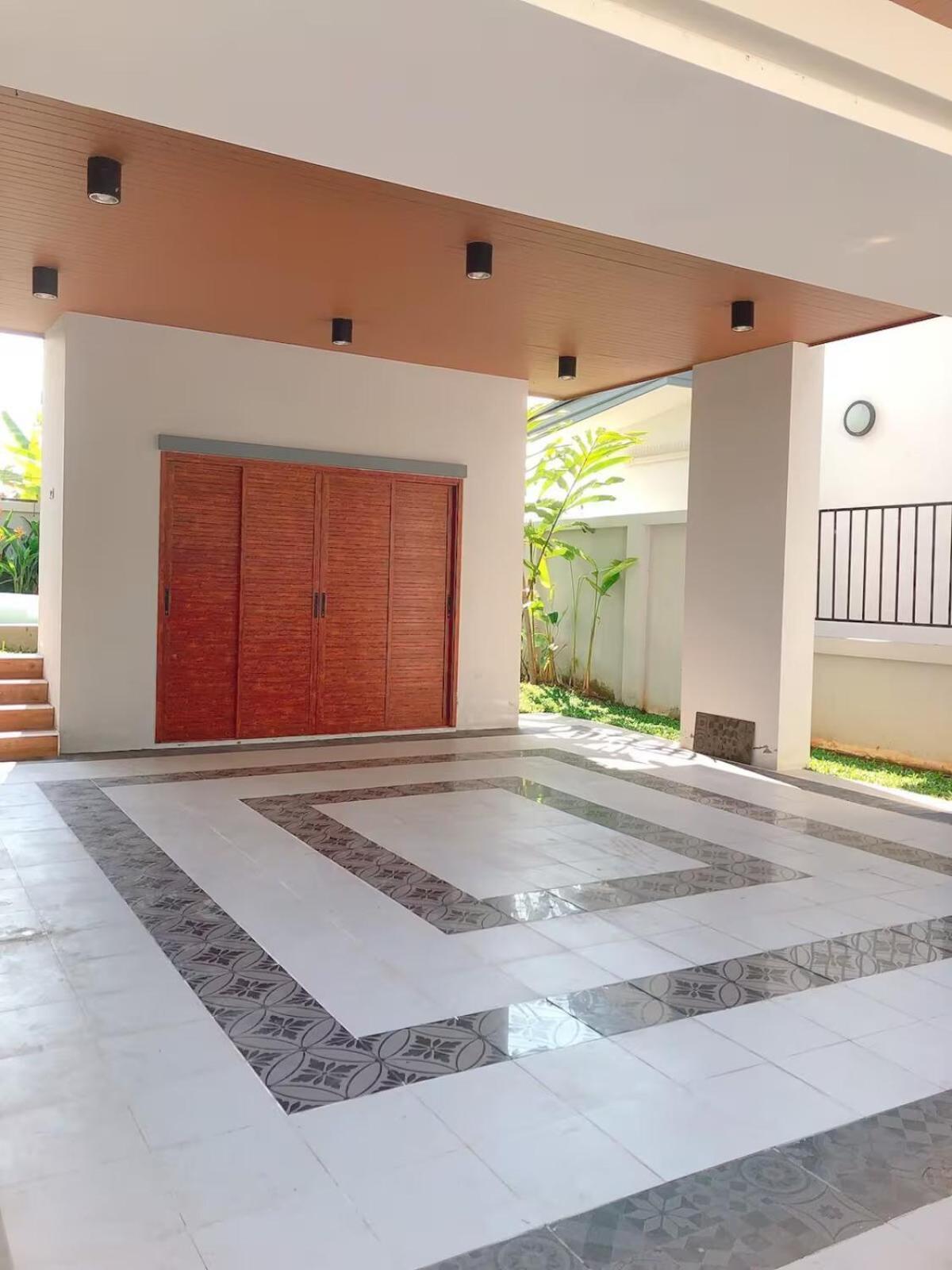 Ramidah Pool Cnx Chiang Mai