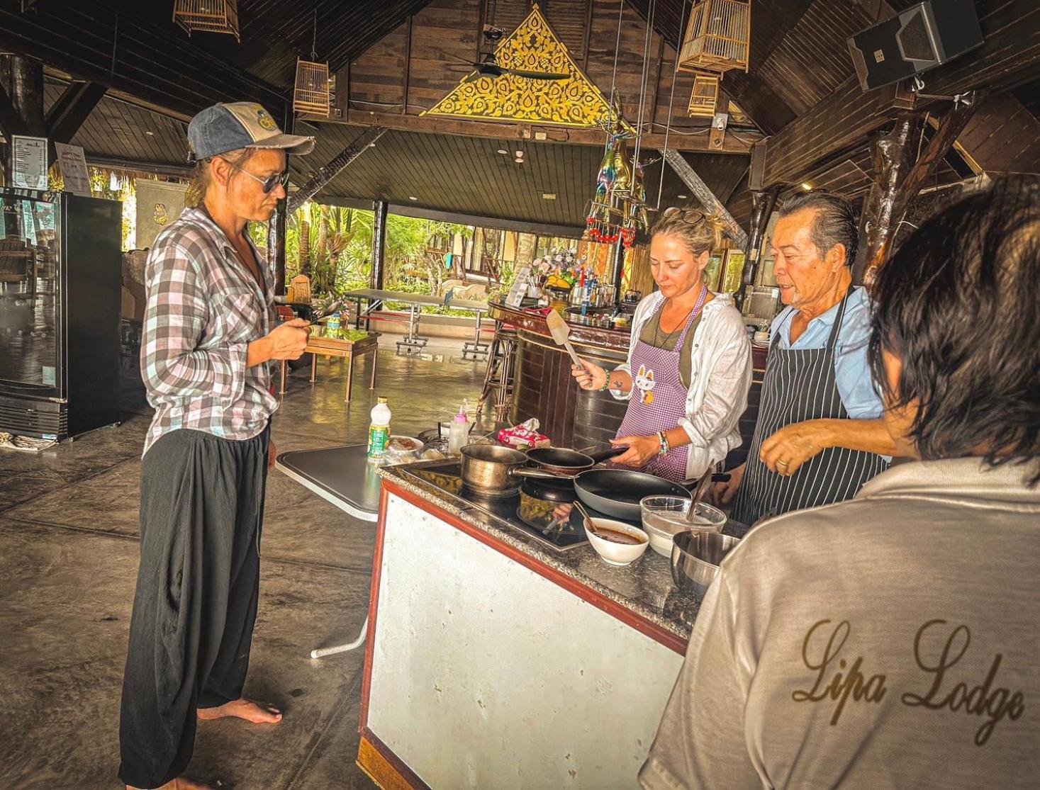 Lipa Lipa Noi