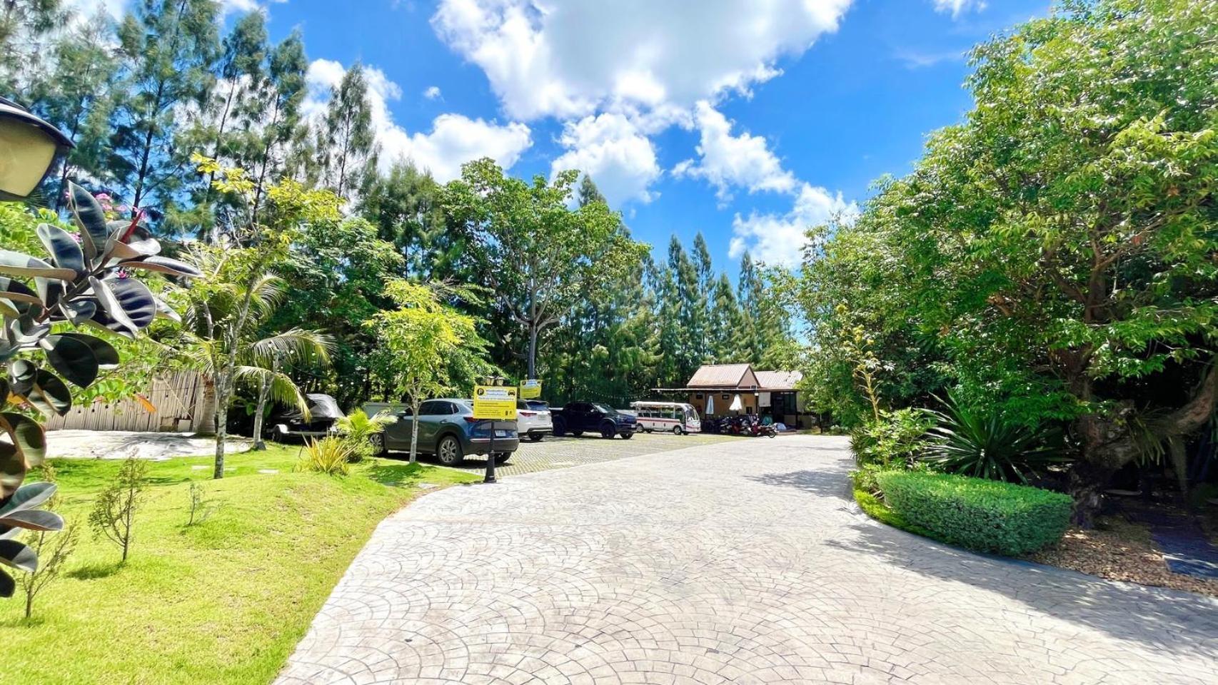 Coco Pina 3* Prachuap Khiri Khan