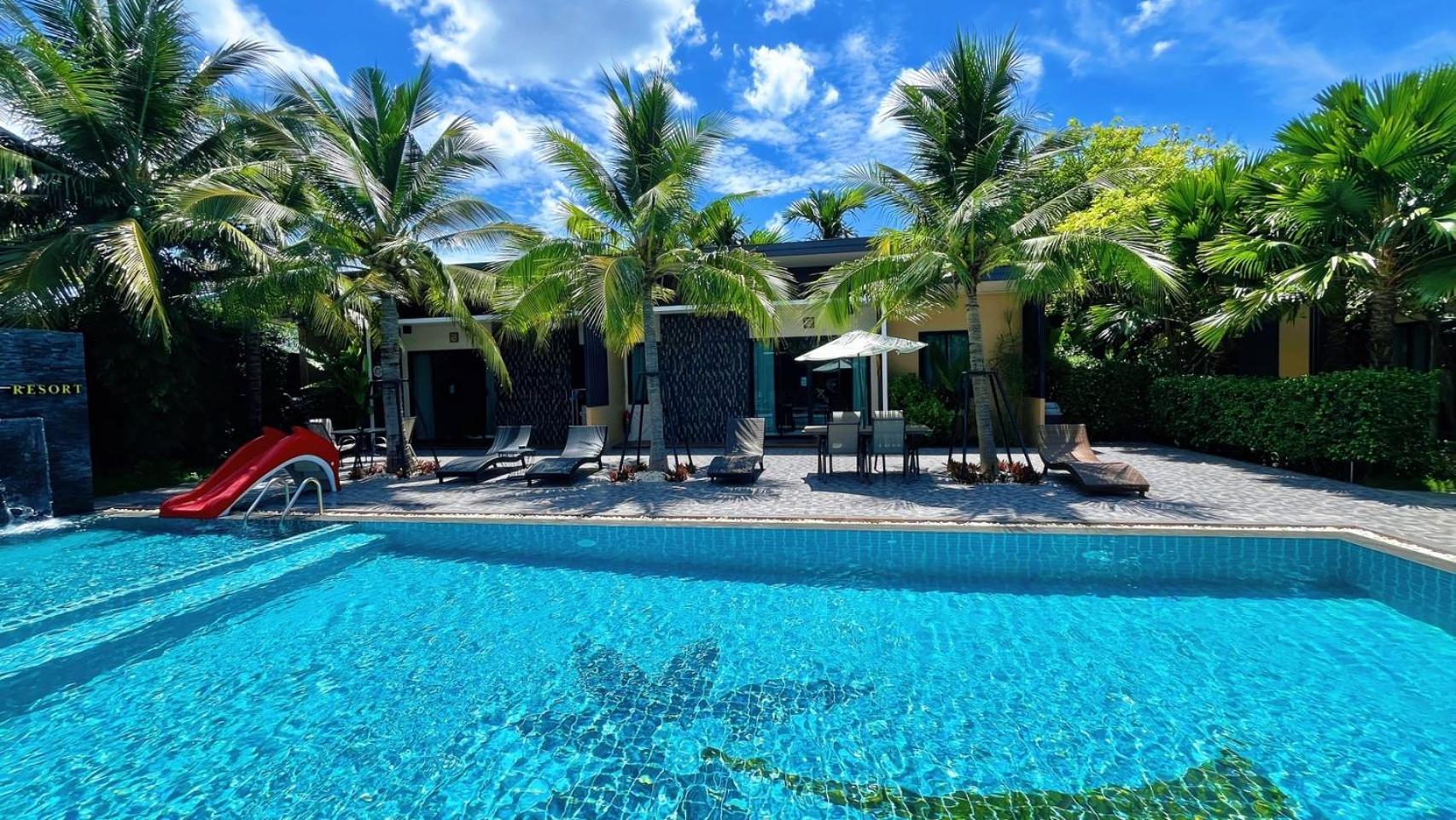 Coco Pina Resort 3*