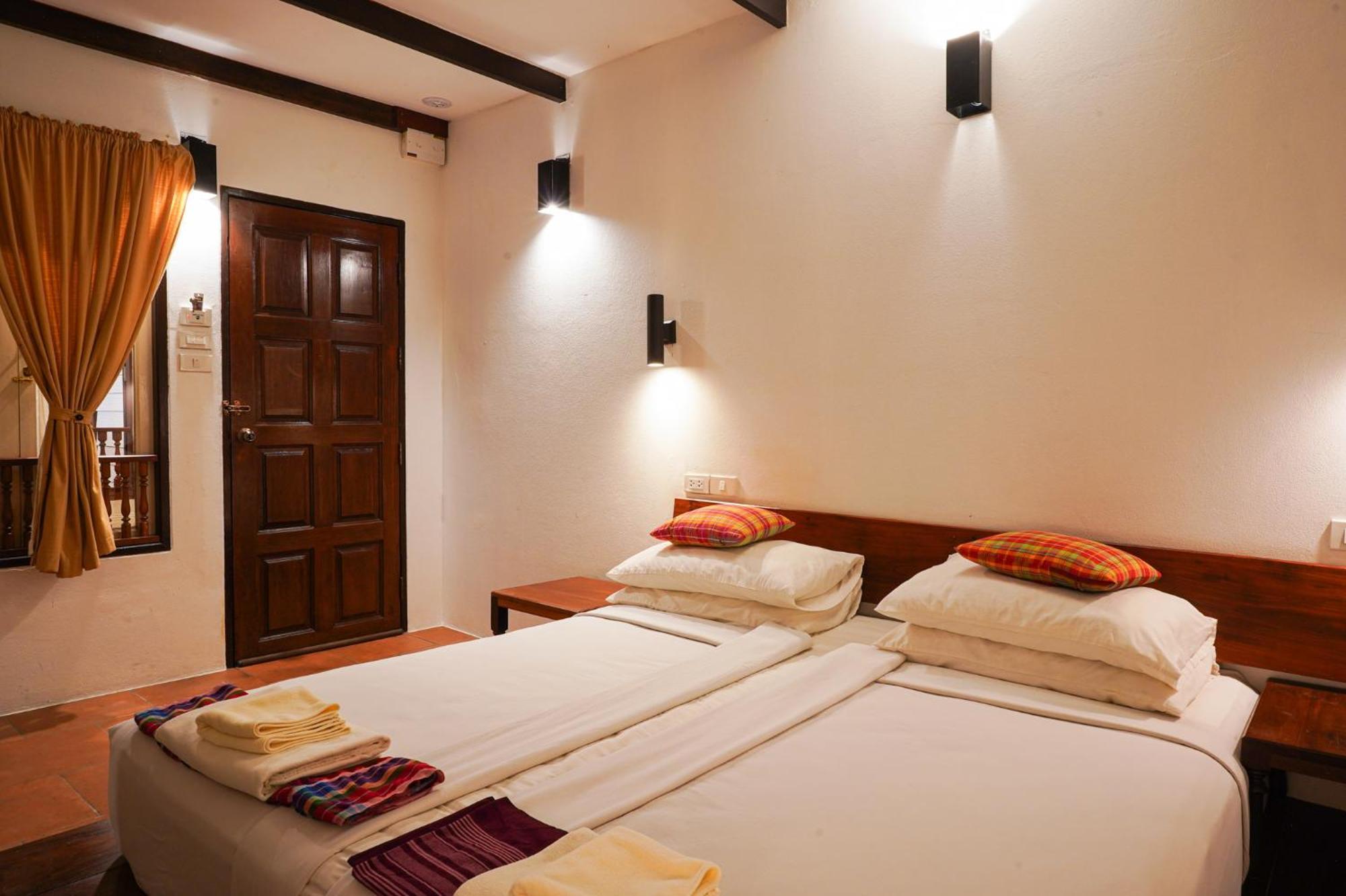 Hotel Thanicha Amphawa Samut Songkhram