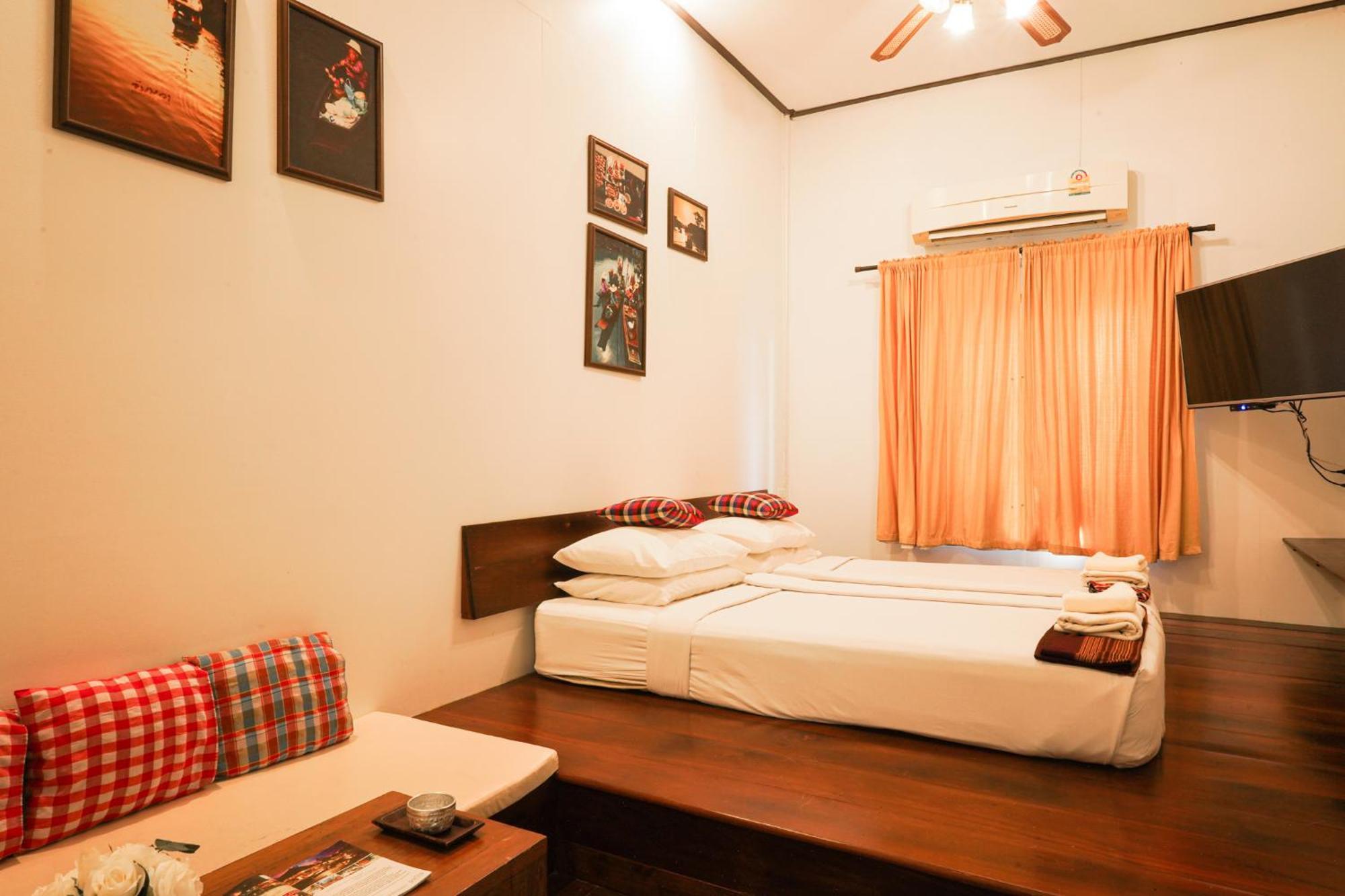 Thanicha Amphawa 3*