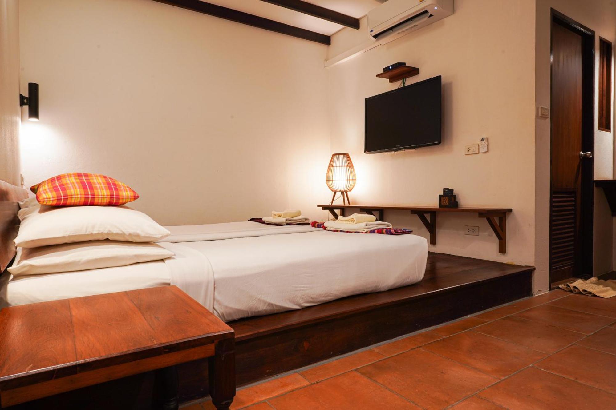 Hotel Thanicha Amphawa Samut Songkhram