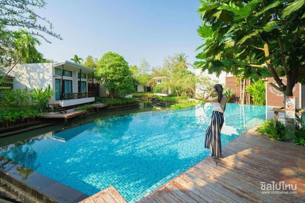 Lumphawa Amphawa Resort