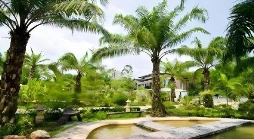 Nattha Waree Hot Spring And Ban Nua Khlong