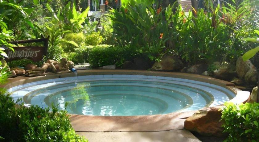 Nattha Waree Hot Spring And Resort Ban Nua Khlong