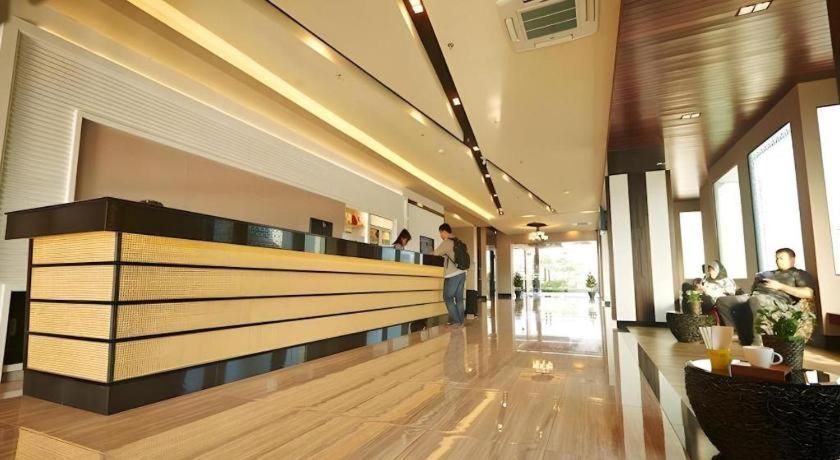 Leevana Hotel 3*