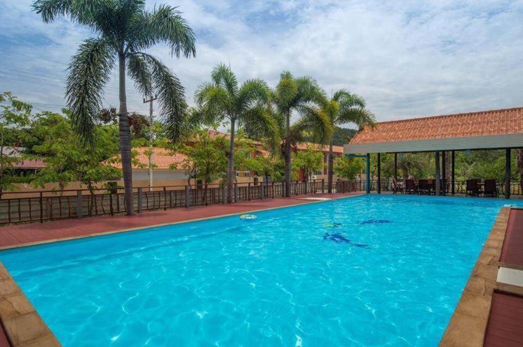 Khaoyai Kirithantip 3*