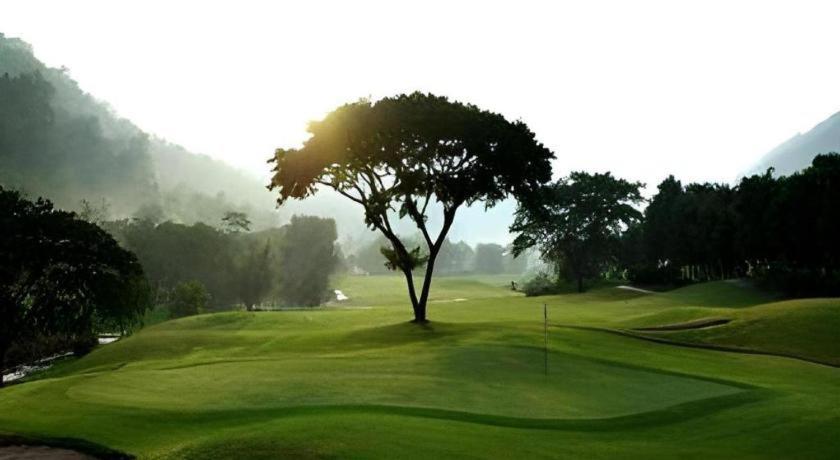 Royal Hills Golf And Resort 3*