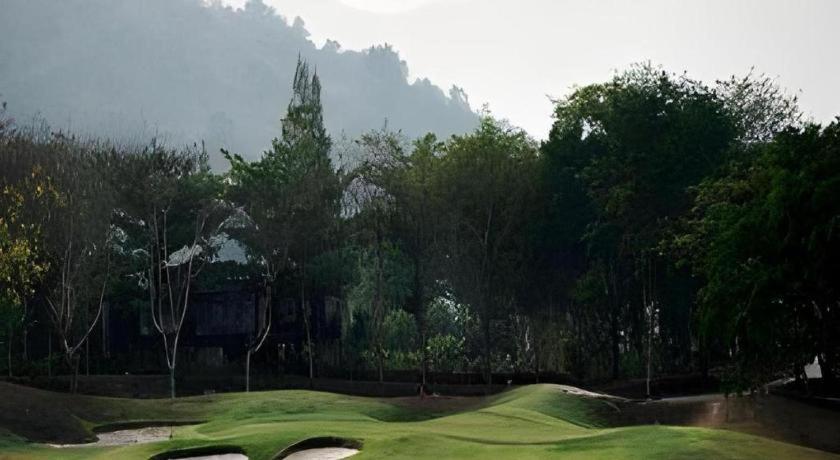 Resort Royal Hills Golf And