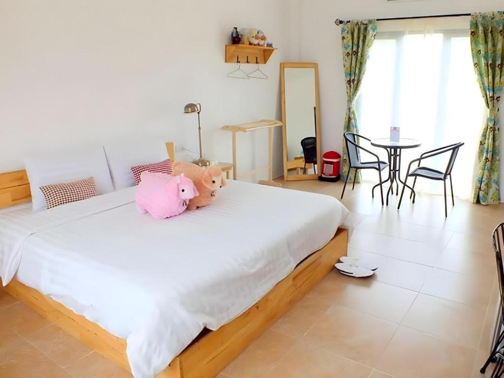 Resort Tuscany Country Suan Phueng