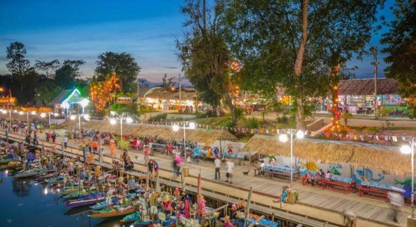 Tipparika Riverview - Adult Only Resort Hat Yai