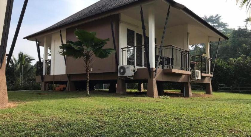 Tipparika Riverview - Adult Only 3*