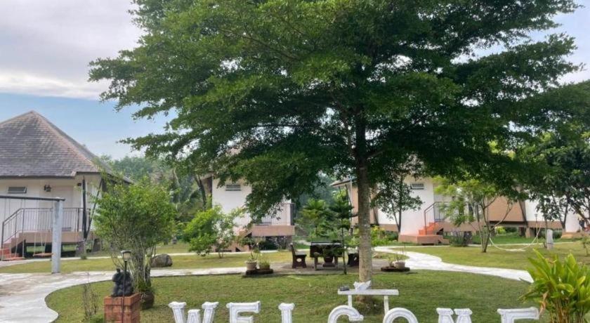 Resort Tipparika Riverview - Adult Only Hat Yai