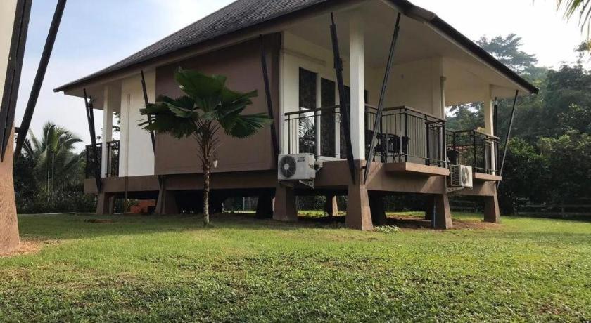 Tipparika Riverview - Adult Only 3*