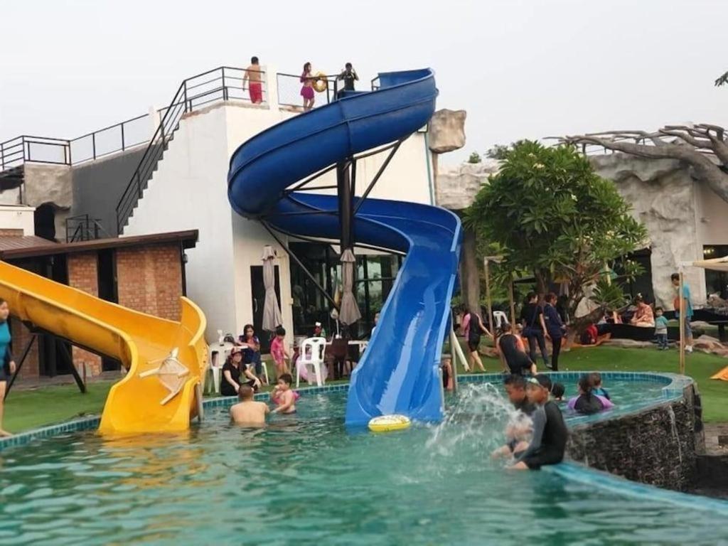 I View Park Resort 3*