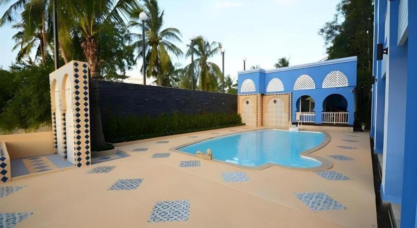 Resort Pearl By The Sea 3*
