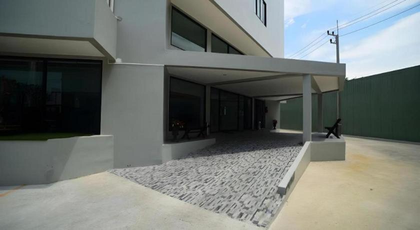 Hotel Center