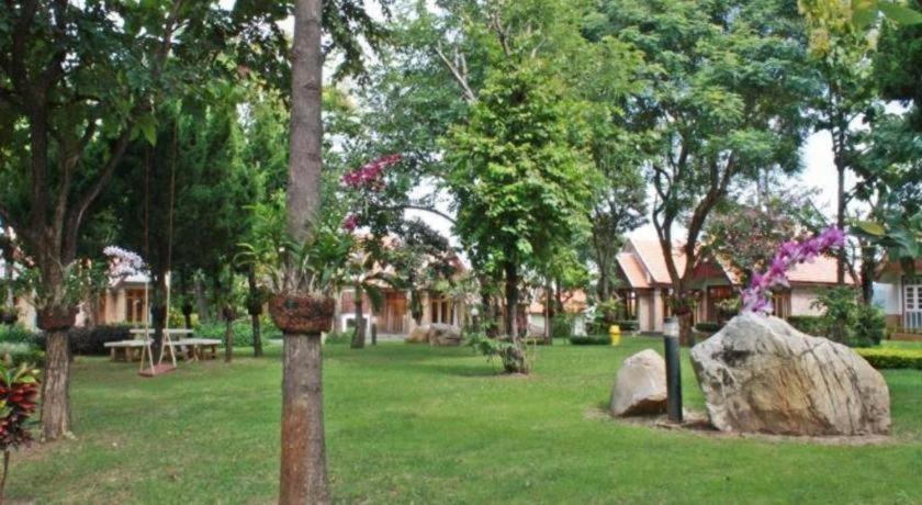 Khao Yai Country Hill 3*
