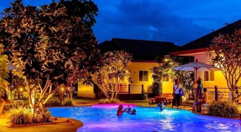 Resort The Pp. Thasala
