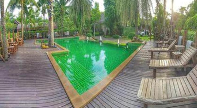 Baan Baitan Resort 3*