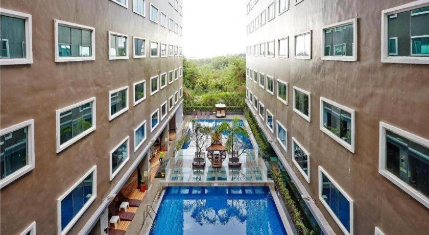 Ease Jomtien Hotel