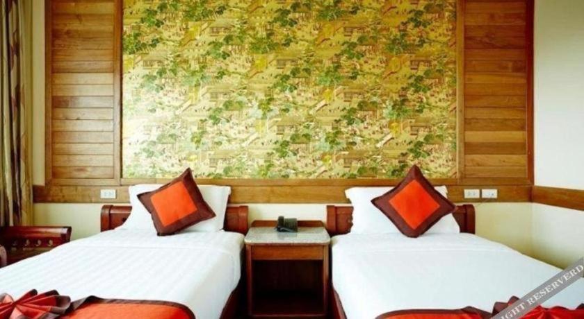 Ease Jomtien 3*