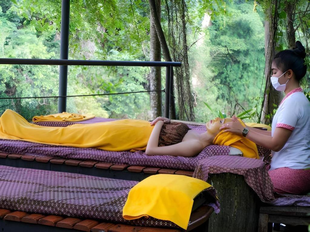 Hotel River Kwai Village