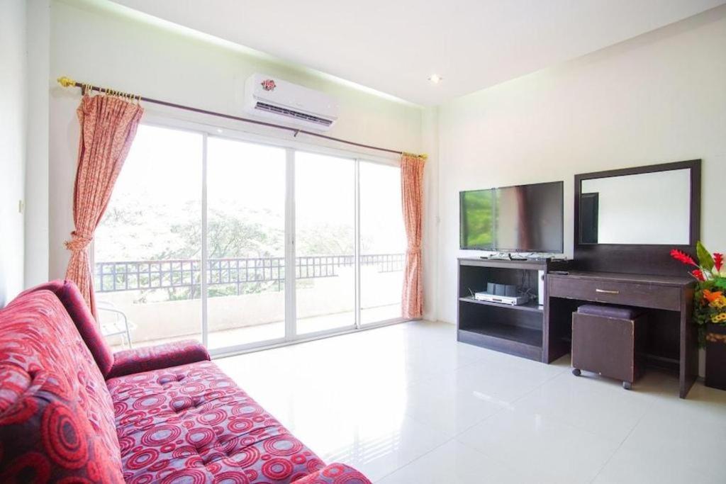 Hotel Oyo 384 Ban Sabaidee