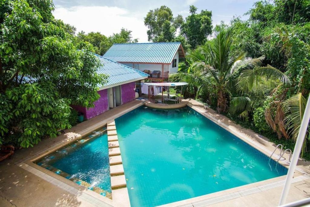 Oyo 384 Ban Sabaidee Hotel