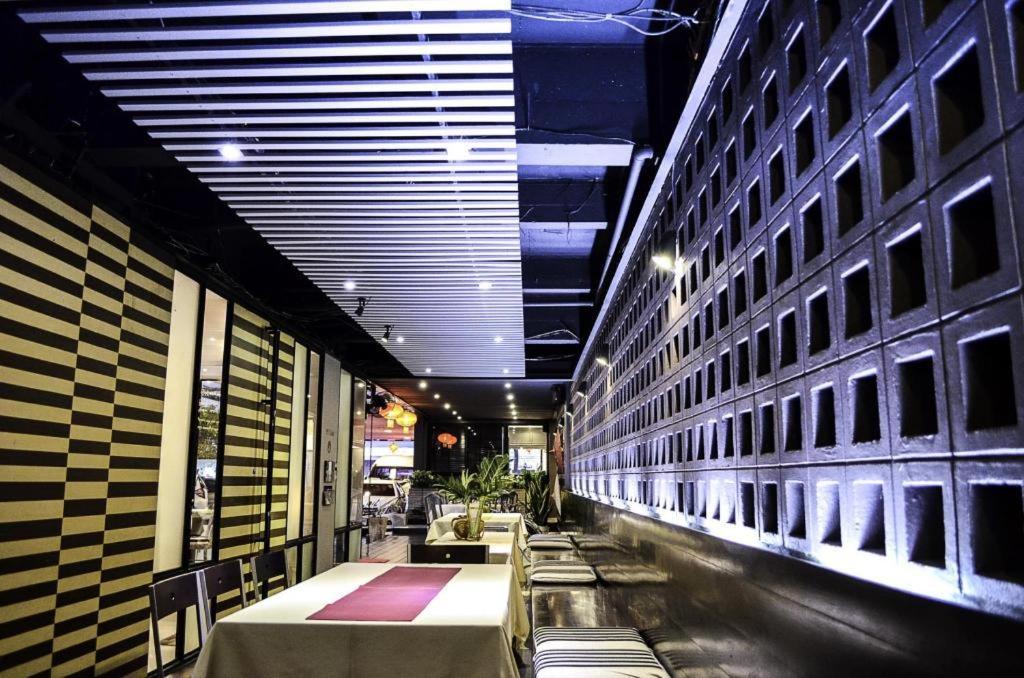 The Ratchathani Hotel 3*