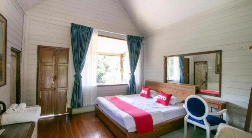 Oyo 75374 Baan Rak Mai Hotel