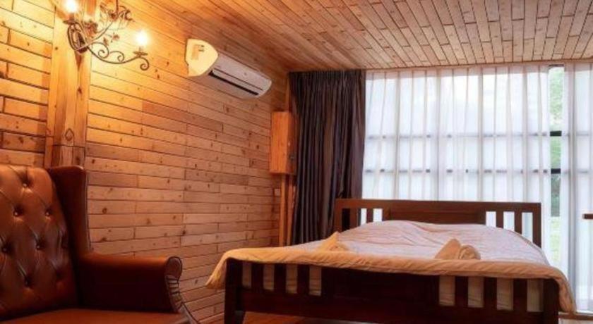 Hotel Oyo 75374 Baan Rak Mai Kanchanaburi