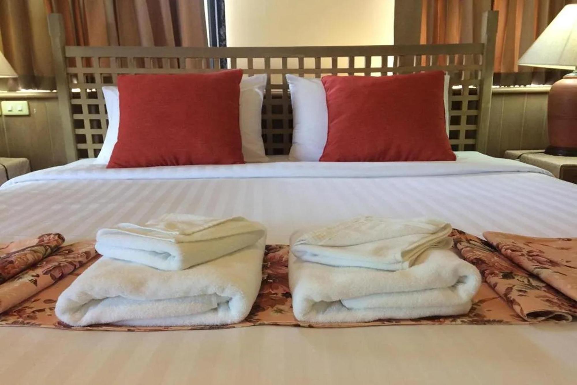 Pin Hotel