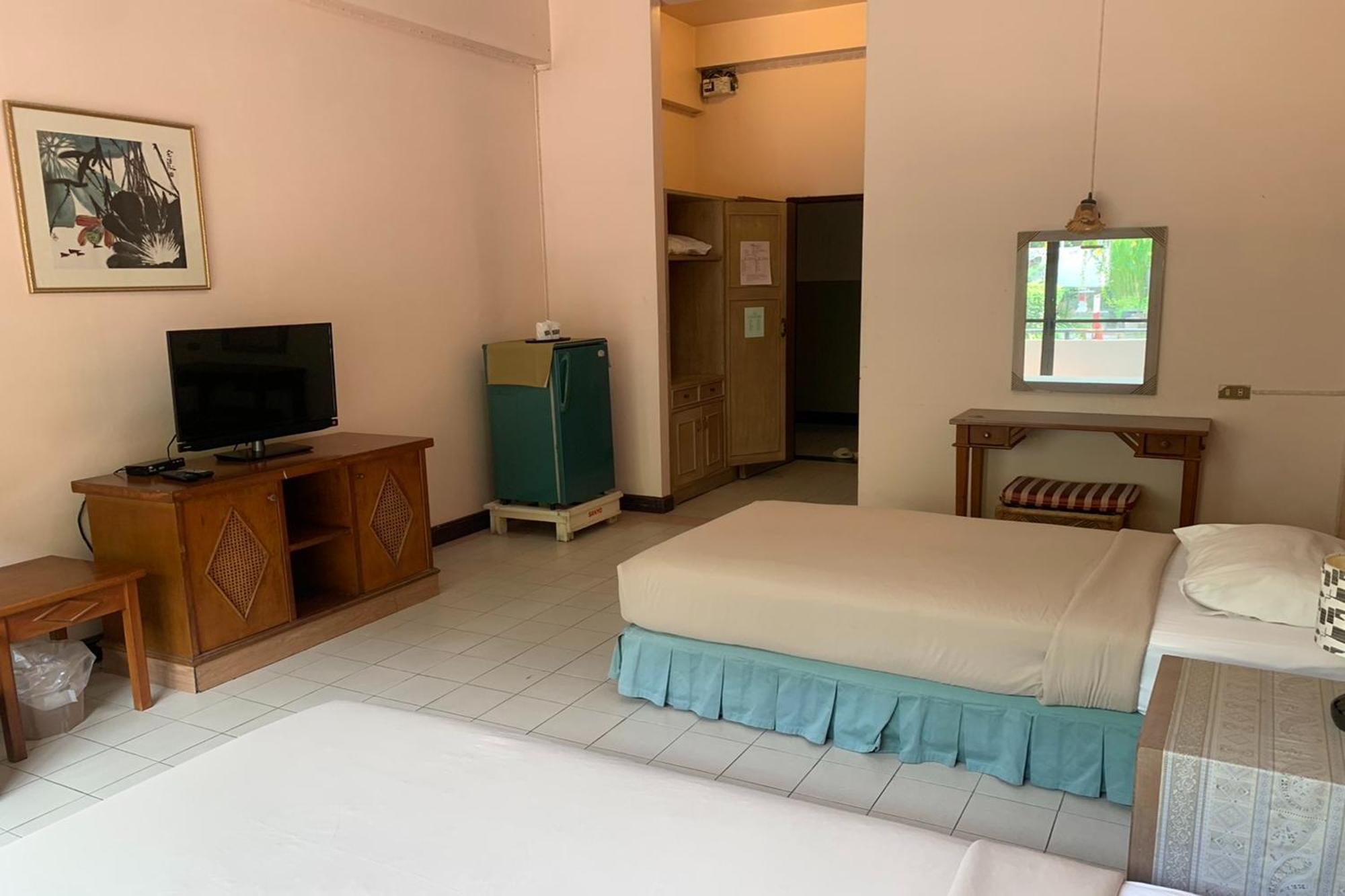 Pin Hotel Hotel 3*