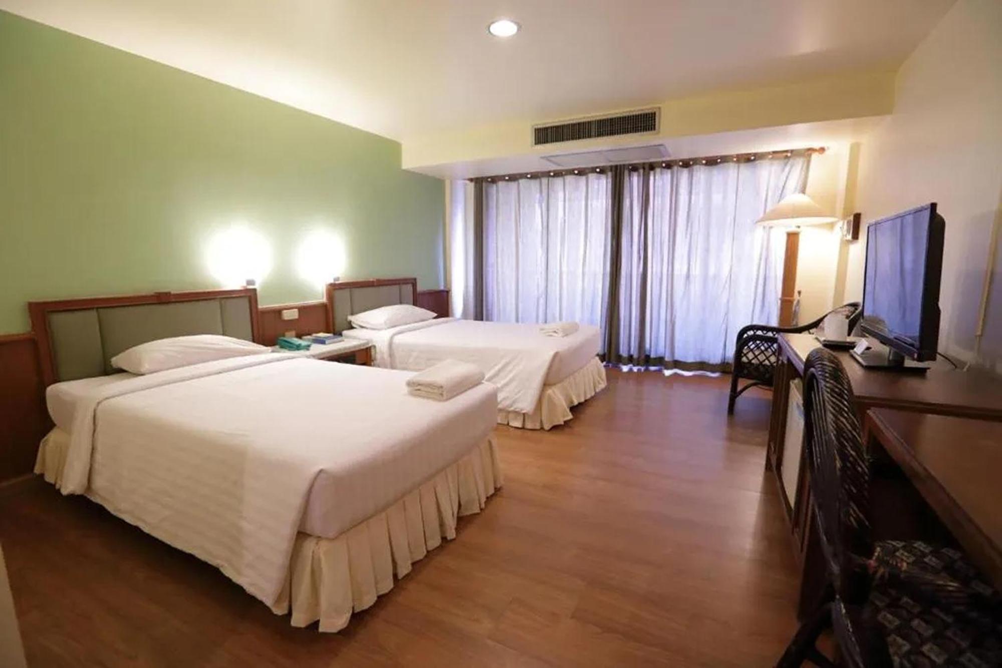 Pin Hotel Hotel 3*