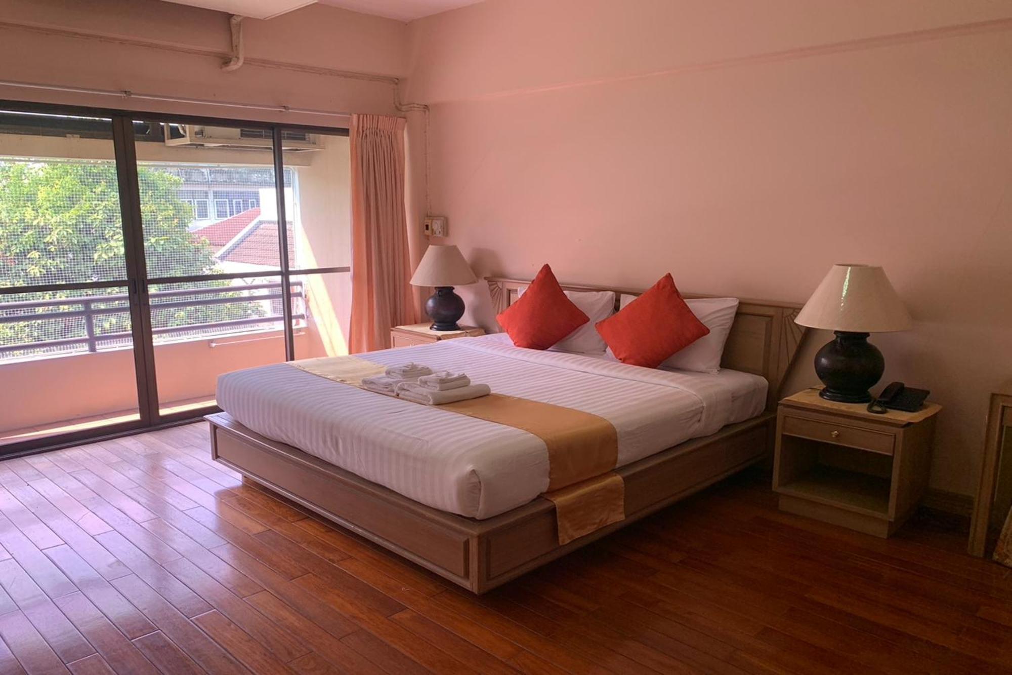 Pin Hotel Hotel 3*